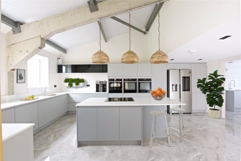Click the photo for more details of Hogshaw Farm Barns, Hogshaw, MK18