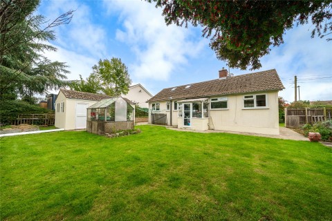 Click the photo for more details of Buckingham Road, Gawcott, MK18