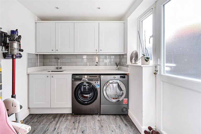 Images for Sandhurst Drive, Buckingham, MK18