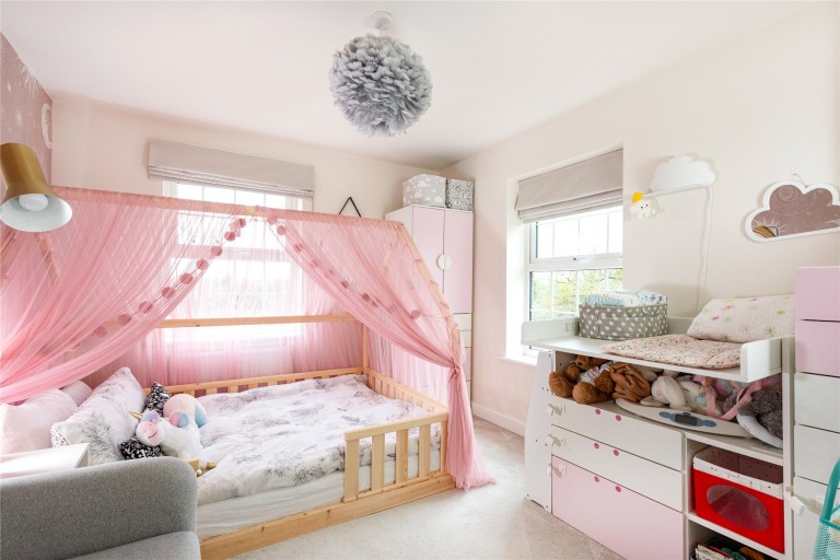 Images for Penda Road, Buckingham, MK18
