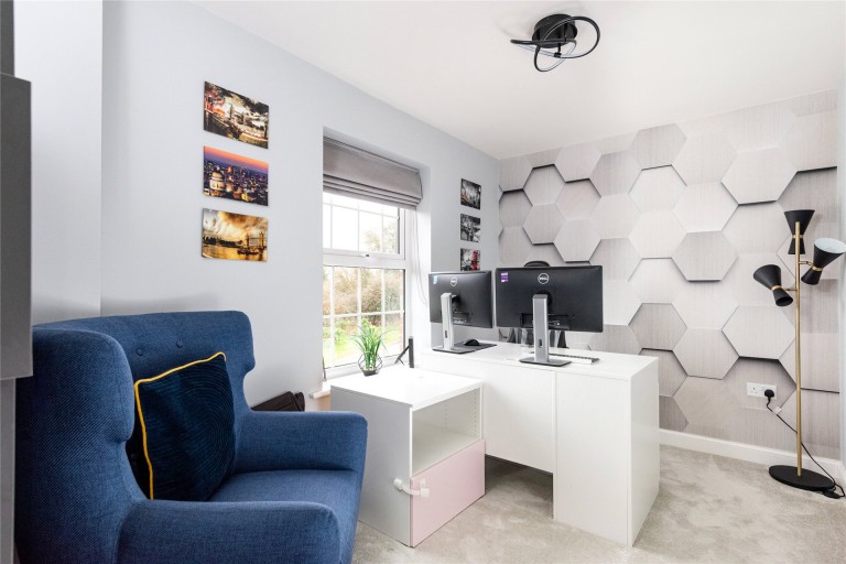 Images for Penda Road, Buckingham, MK18