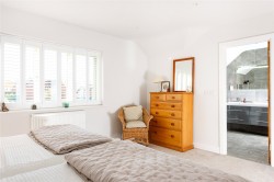 Images for Hinton Close, East Claydon, MK18