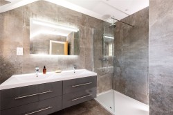 Images for Hinton Close, East Claydon, MK18