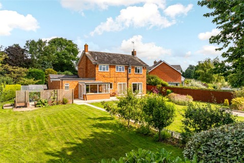 Click the photo for more details of Park Close, Dunton, MK18
