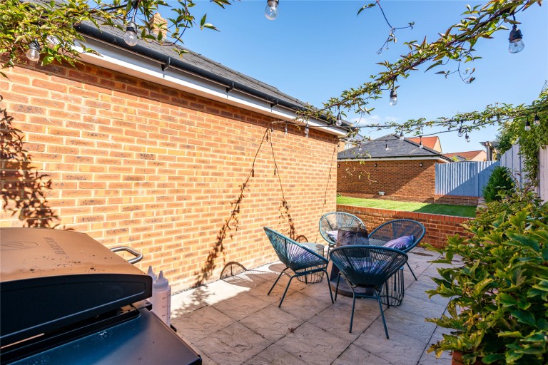 Images for Becketts Lane, Steeple Claydon, MK18