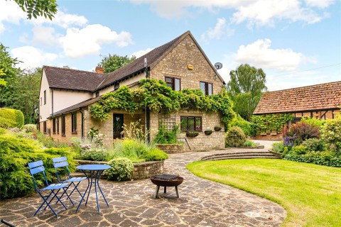 Click the photo for more details of Hillesden, Buckingham, MK18