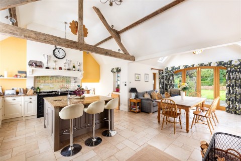 Click the photo for more details of Towcester Road, Lillingstone Dayrell, MK18