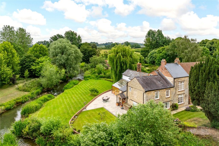 Images for Leckhampstead Road, Thornborough, MK18