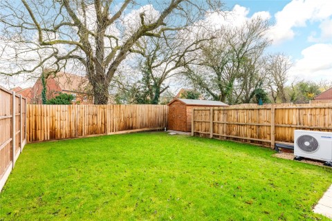 Click the photo for more details of Field Close, Tingewick, MK18