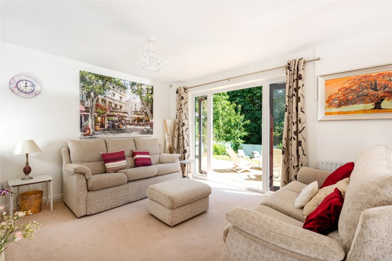 Images for Hilltop Avenue, Buckingham, MK18