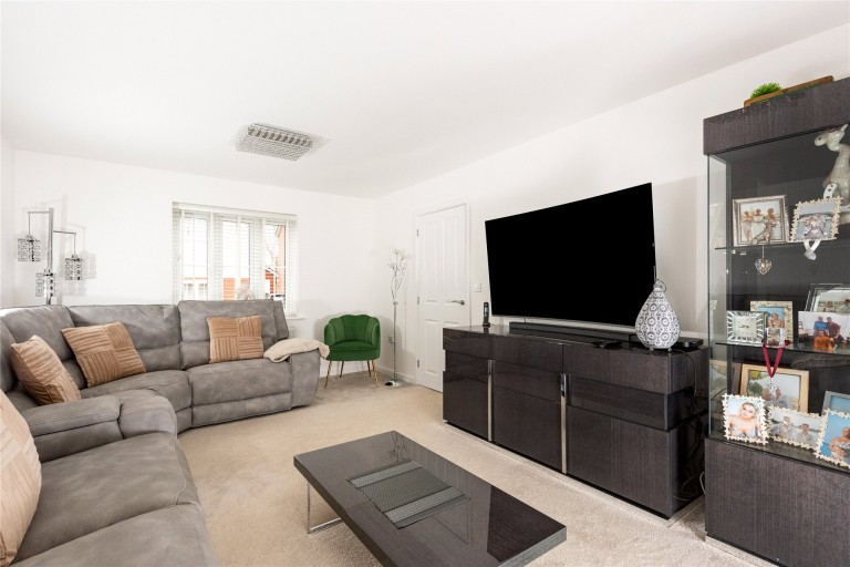 Images for Winters Way, Steeple Claydon, MK18