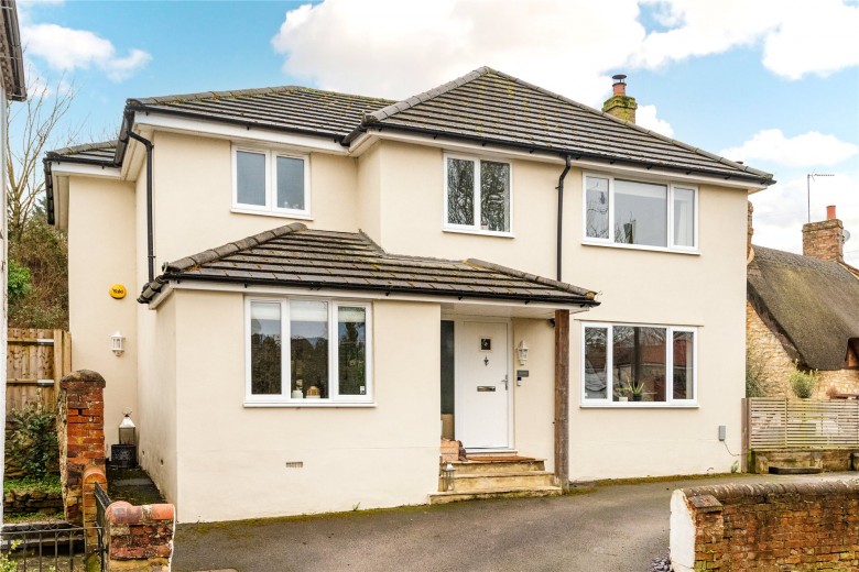 Click the photo for more details of Chapel Lane, Thornborough, MK18