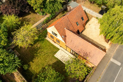 Click the photo for more details of Lowndes Way, Winslow, MK18