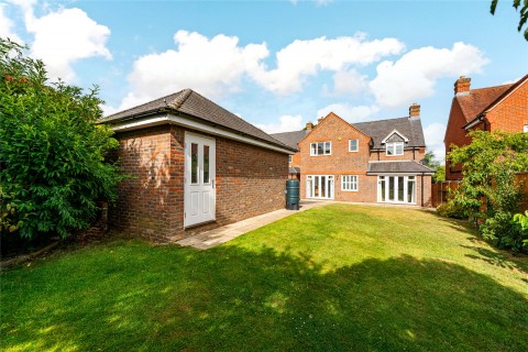Click the photo for more details of Rolfe Close, Winslow, MK18