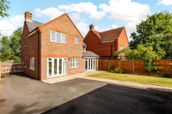 Images for Rolfe Close, Winslow, MK18