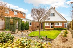 Images for The Gardens, Adstock, MK18