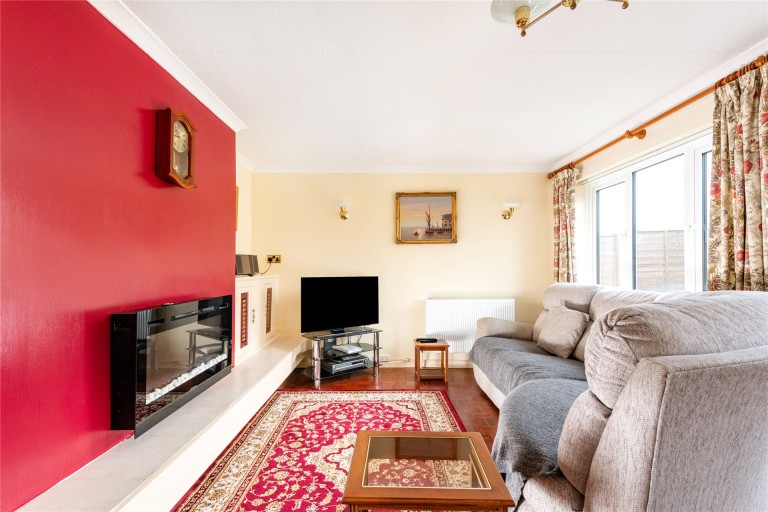 Images for The Gardens, Adstock, MK18