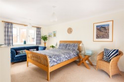 Images for Shepperds Close, North Marston, MK18