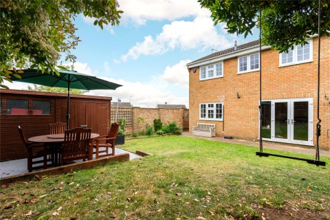 Click the photo for more details of Busby Close, Buckingham, MK18
