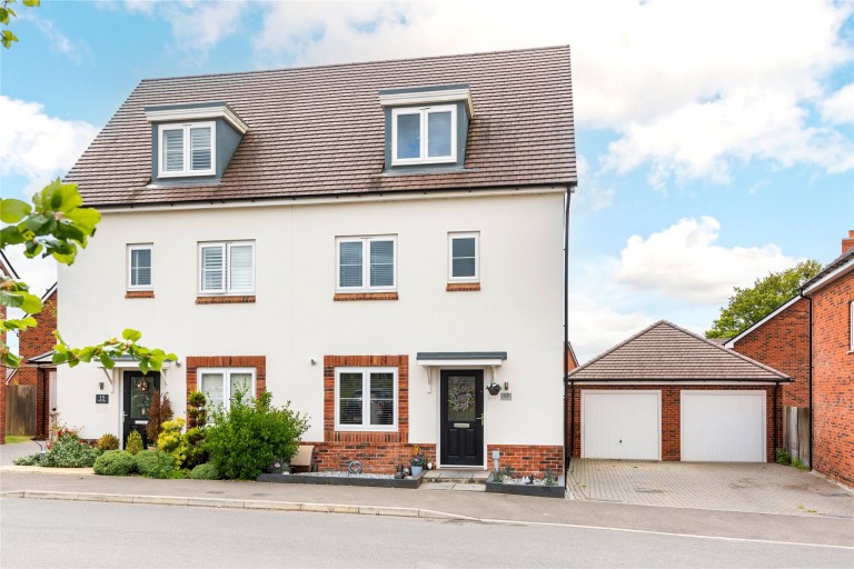 Images for Willowvale Way, Steeple Claydon, MK18