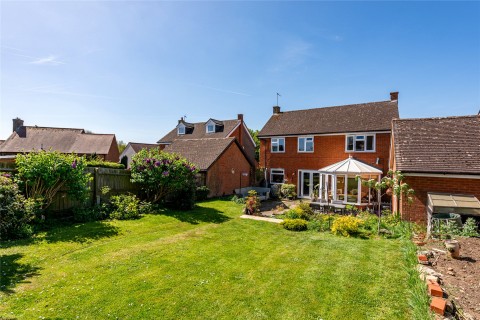 Click the photo for more details of West Furlong, Padbury, MK18