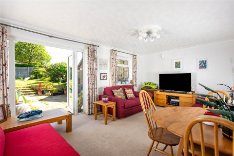 Click the photo for more details of West Furlong, Padbury, MK18