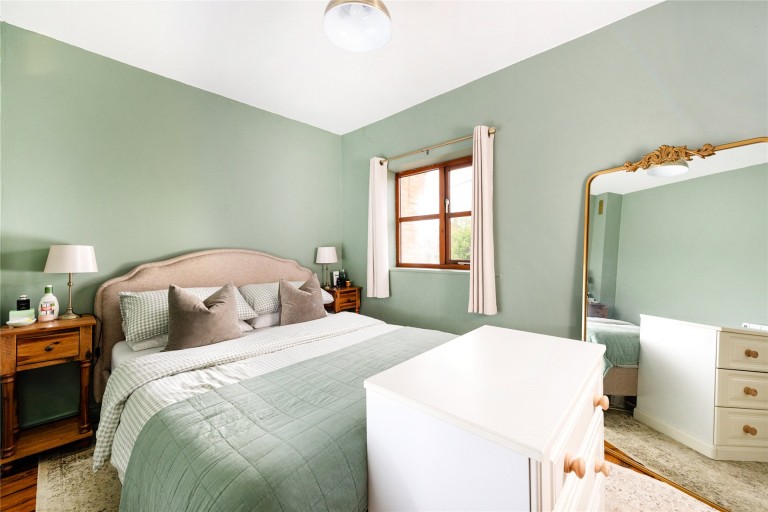 Images for Marks Orchard, Granborough, MK18