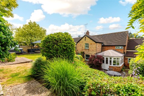 Click the photo for more details of Main Street, Tingewick, MK18