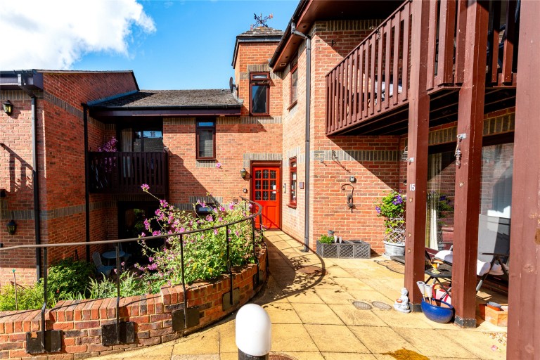 Images for High Street, Buckingham, MK18