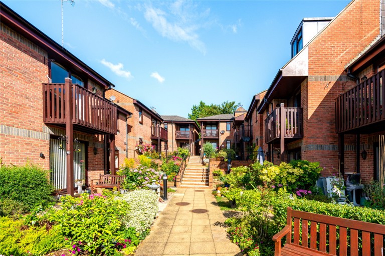 Images for High Street, Buckingham, MK18