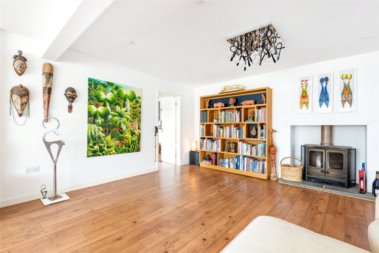 Images for Old Barn Close, Gawcott, MK18