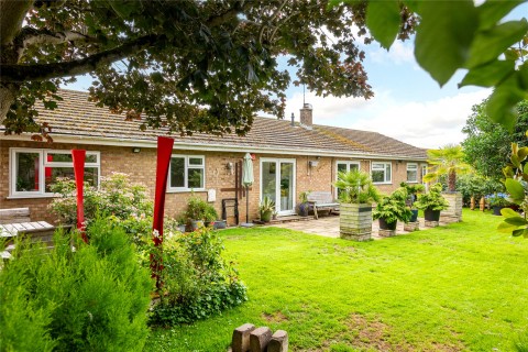 Click the photo for more details of Old Barn Close, Gawcott, MK18