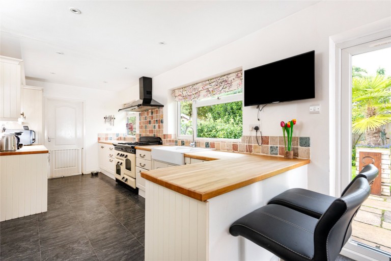Images for Old Barn Close, Gawcott, MK18