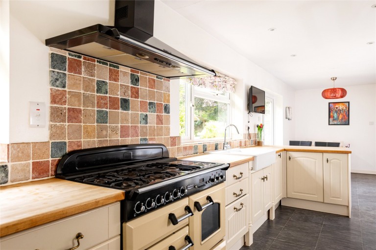 Images for Old Barn Close, Gawcott, MK18