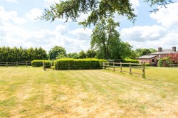 Images for West Street, Lilley, LU2