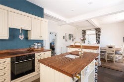 Images for West Street, Lilley, LU2