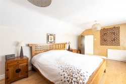 Images for Ampthill Road, Shefford, SG17
