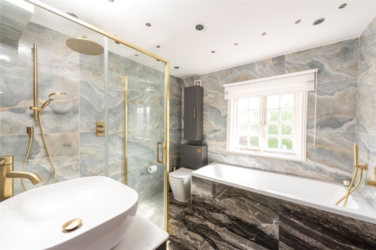 Images for Ampthill Road, Shefford, SG17