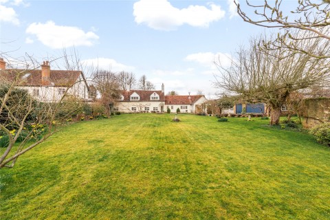 Click the photo for more details of West Street, Lilley, LU2