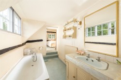 Images for West Street, Lilley, LU2