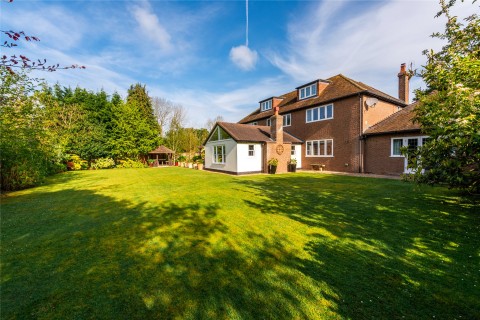 Click the photo for more details of Rectory Lane, SG1