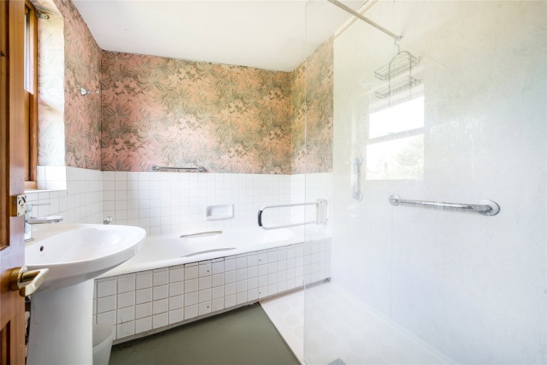 Images for Whinbush Grove, Hitchin, SG5