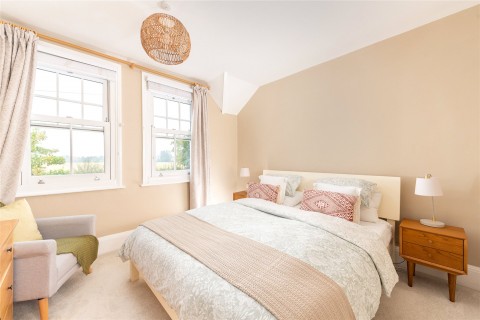 Click the photo for more details of Clifton Road, Henlow, SG16