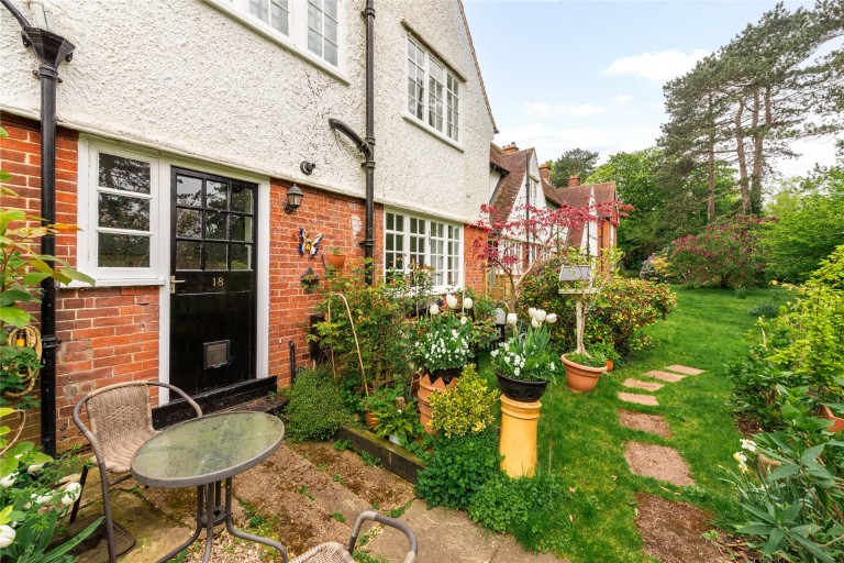 Images for Sollershott Hall, Sollershott East, SG6