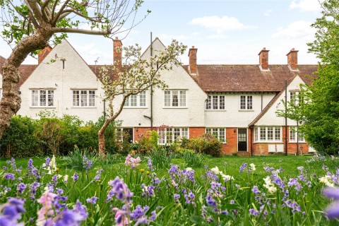 Click the photo for more details of Sollershott Hall, Sollershott East, SG6