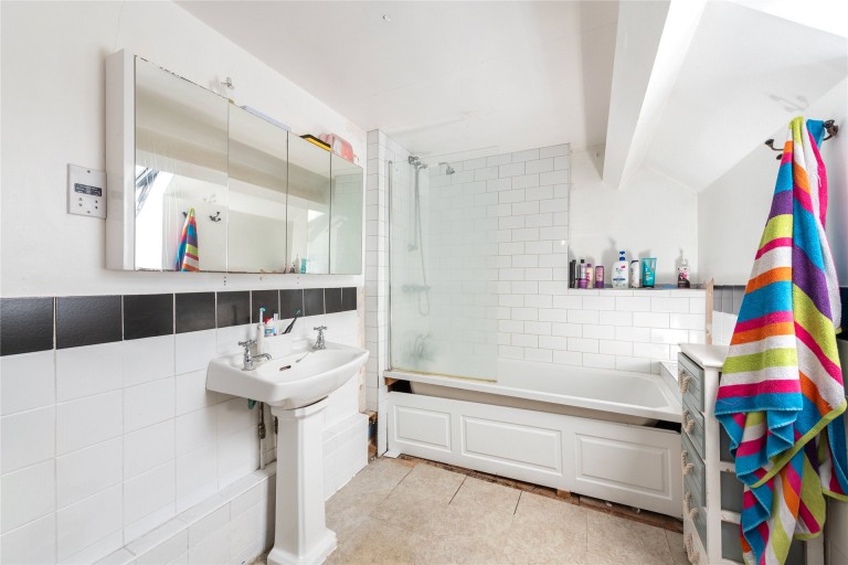 Images for High Street, Gosmore, SG4