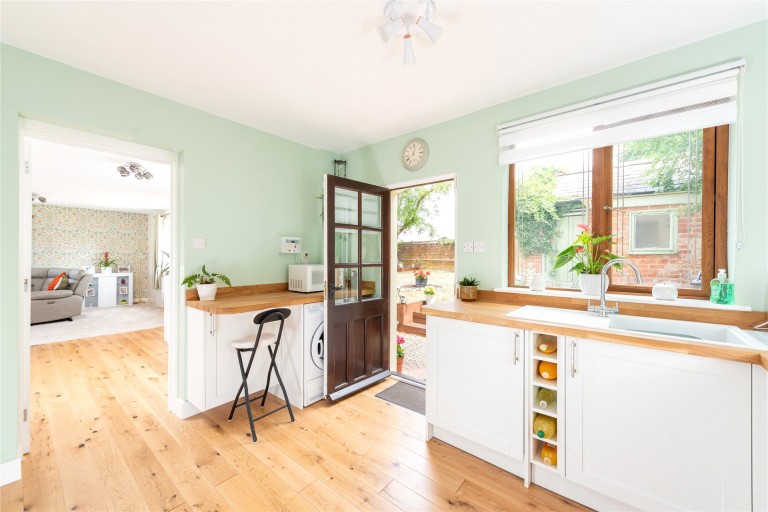 Images for Long Lane, Aston End, SG2