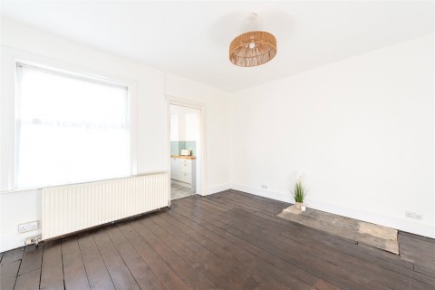 Click the photo for more details of Kings Road, Hitchin, SG5