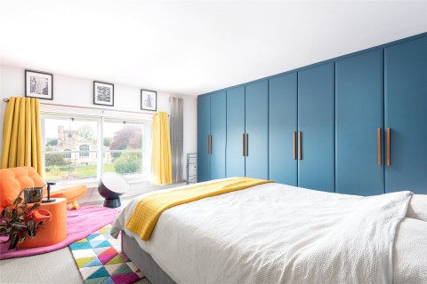 Click the photo for more details of Queen Street, Hitchin, SG4