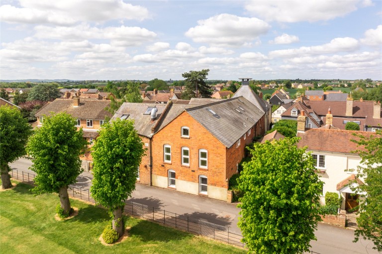 Images for The Maltings, High Street, SG16